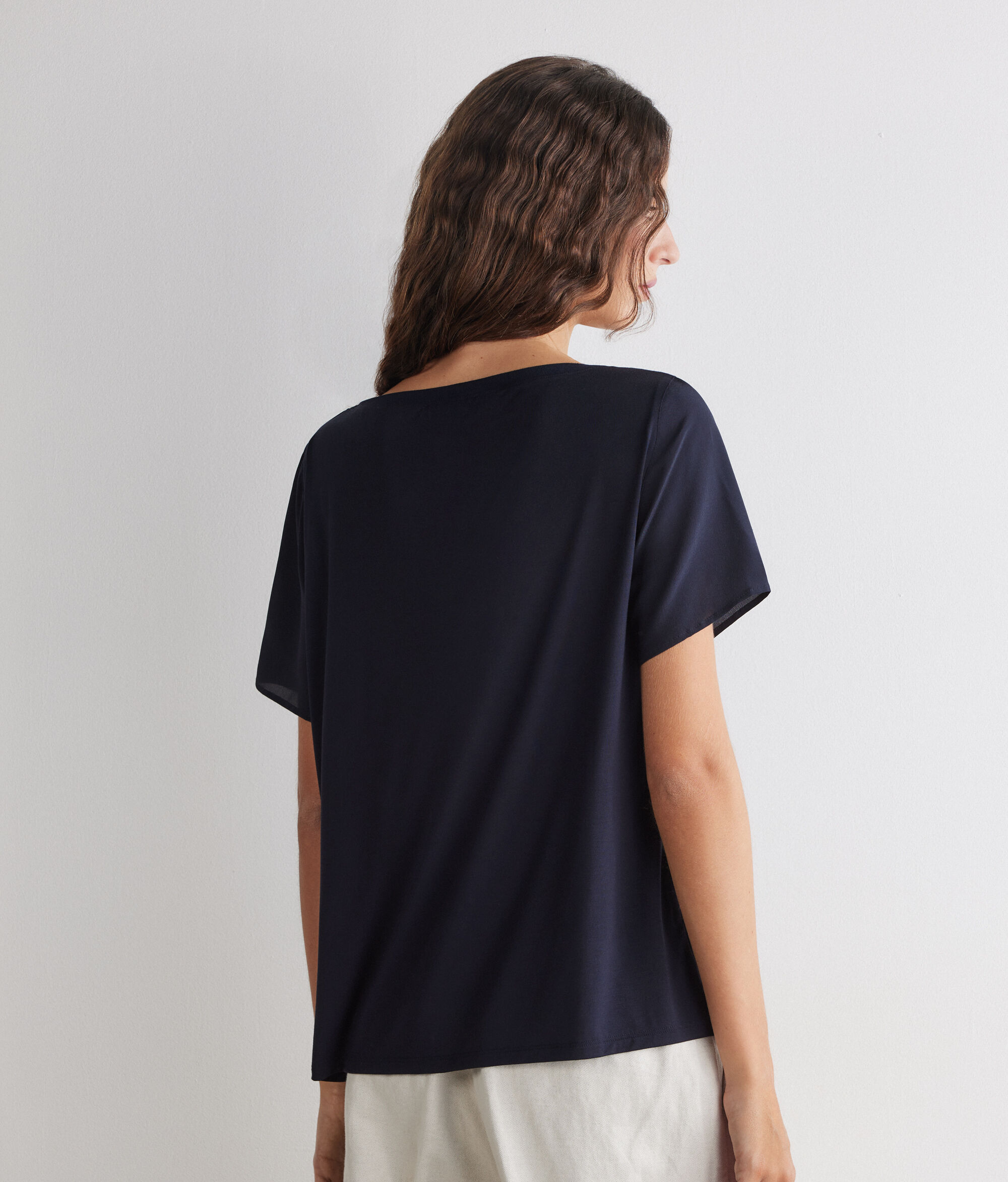 シルク＆モダール ボートネック Tシャツ